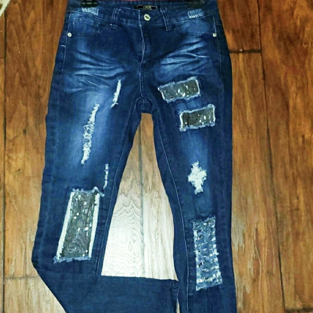 L& B Distressed With Sequins Skinny Jeans